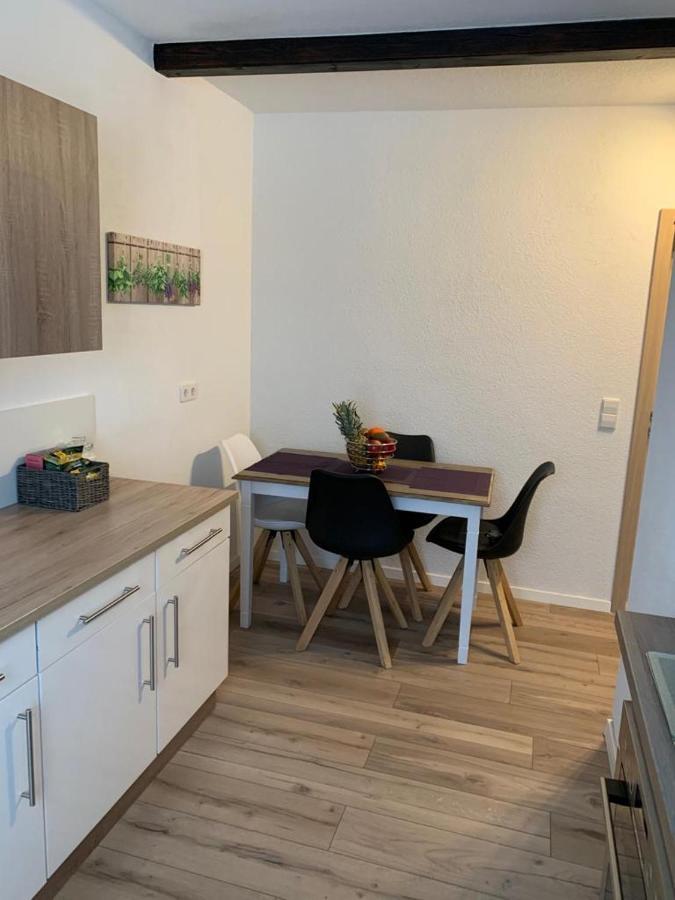 Grenznahe Ferienwohnung Mit 4 Schlafzimmern Grenzach-Wyhlen Eksteriør billede