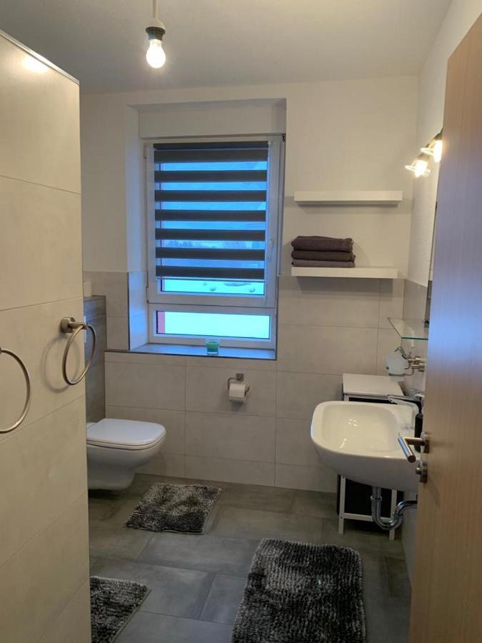 Grenznahe Ferienwohnung Mit 4 Schlafzimmern Grenzach-Wyhlen Eksteriør billede